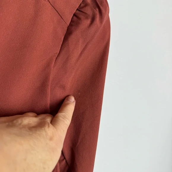 M M Couture Miss Me Rust Blouse w/Ruffle Chest & Smocked Sleeves & Bow Tie Sz M - Picture 7 of 14